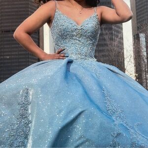 Blue glitter and floral Quinceañera Dress with pillow, under crown, Gift box